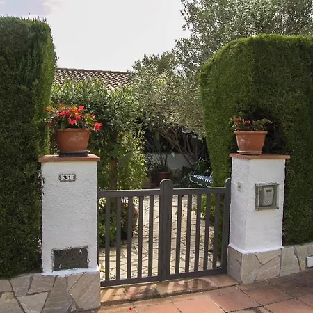 Casita Blanca Con Fibra Optica Y Piscina Cominutaria Тосса-де-Мар