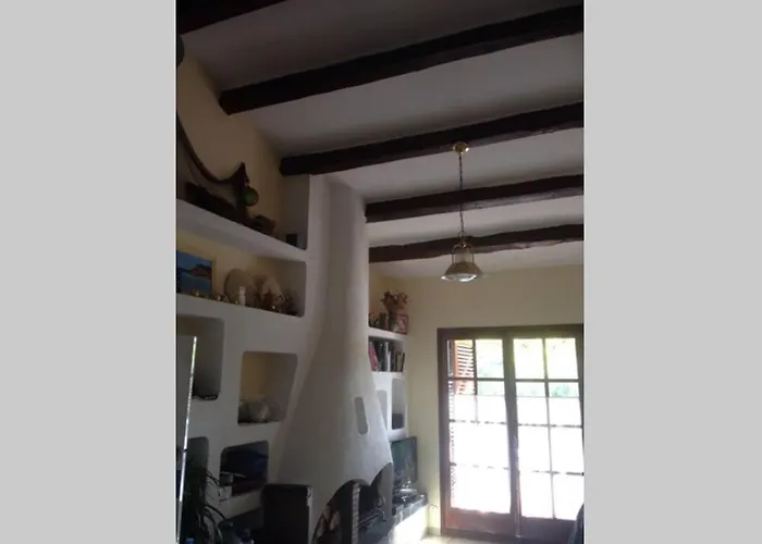 Casita Blanca Con Fibra Optica Y Piscina Cominutaria