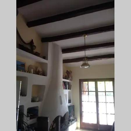 Casita Blanca Con Fibra Optica Y Piscina Cominutaria