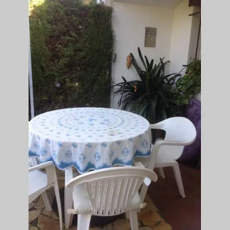 Casita Blanca Con Fibra Optica Y Piscina Cominutaria * Tossa de Mar